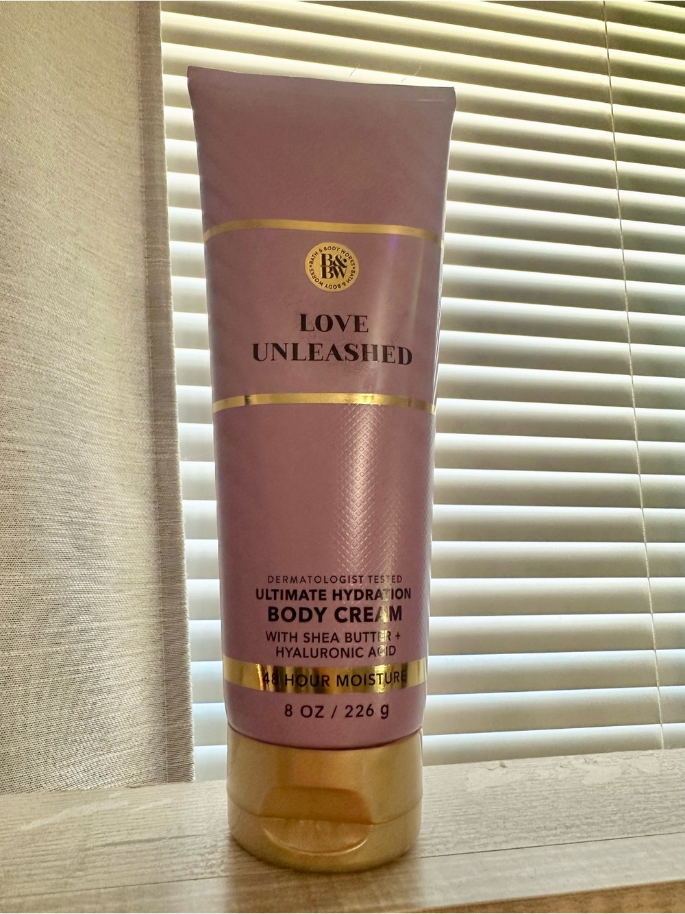 Bath & Body Works Love Unleashed Ultimate Hydration Body Cream 8 oz Discontinued
